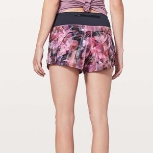 Lululemon Run Times Short II *4"
Sun Dazed Multi Pink / Super Dark